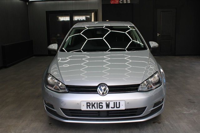 2016 Volkswagen GOLF