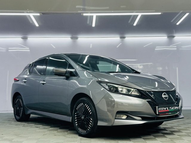 2022 Nissan LEAF