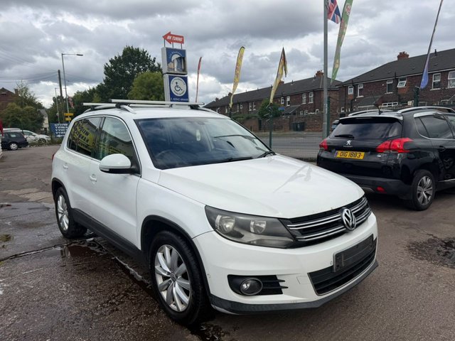 2014 VOLKSWAGEN TIGUAN 2.0 TDI BLUEMOTION TECH MATCH SUV 5DR DIESEL MANUAL 2WD EURO 5... photo