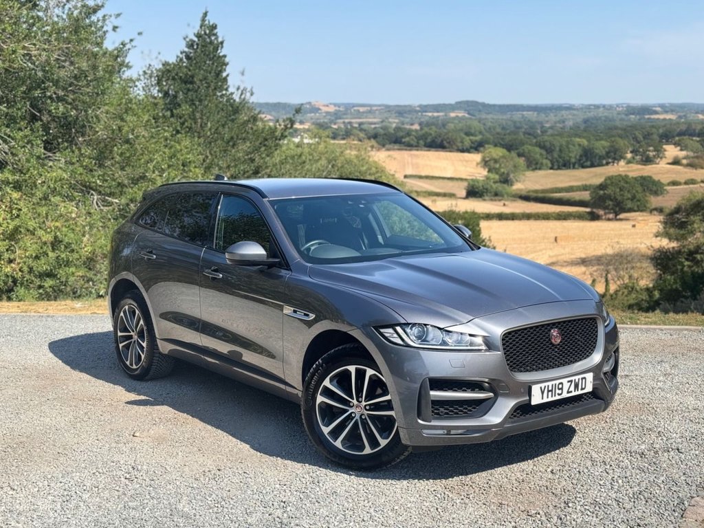 Jaguar F-Pace