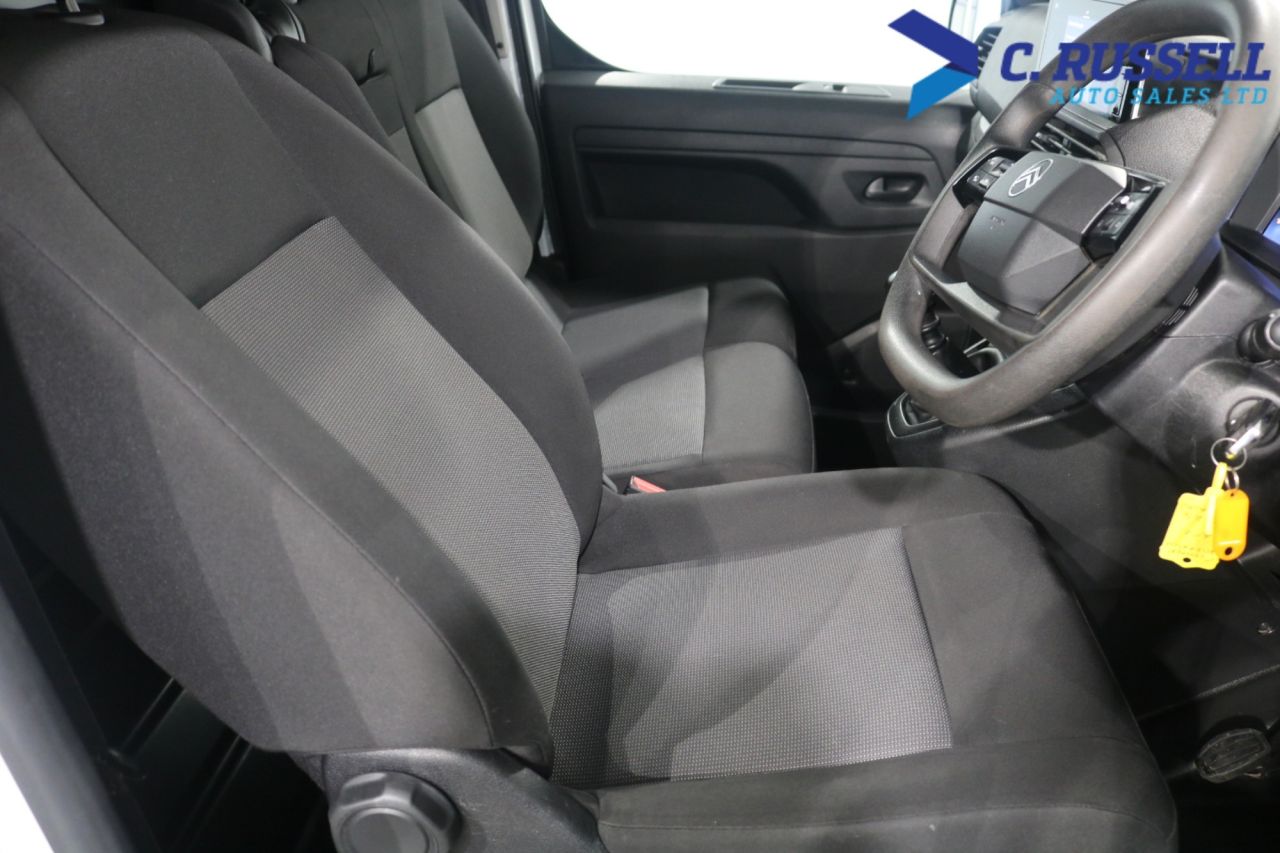 2024 CITROEN DISPATCH 1.5 BlueHDi Driver XL Panel Van 6dr Diesel Manual LWB Euro 6 (s/s) (120 ps) - vehicle photo 13 for sale on PureCar