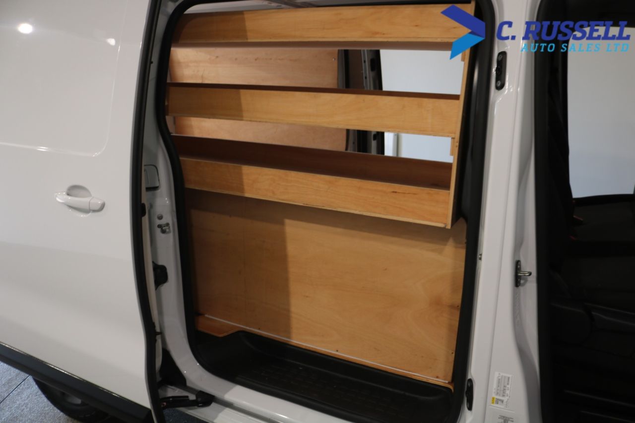 2025 CITROEN DISPATCH 1.5 BlueHDi Driver XL Panel Van 6dr Diesel Manual LWB Euro 6 (s/s) (120 ps) - vehicle photo 16 for sale on PureCar