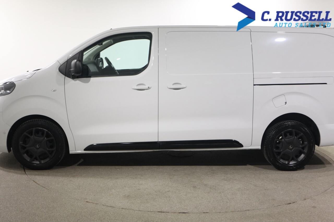 2025 CITROEN DISPATCH 1.5 BlueHDi Driver XL Panel Van 6dr Diesel Manual LWB Euro 6 (s/s) (120 ps) - vehicle photo 16 for sale on PureCar