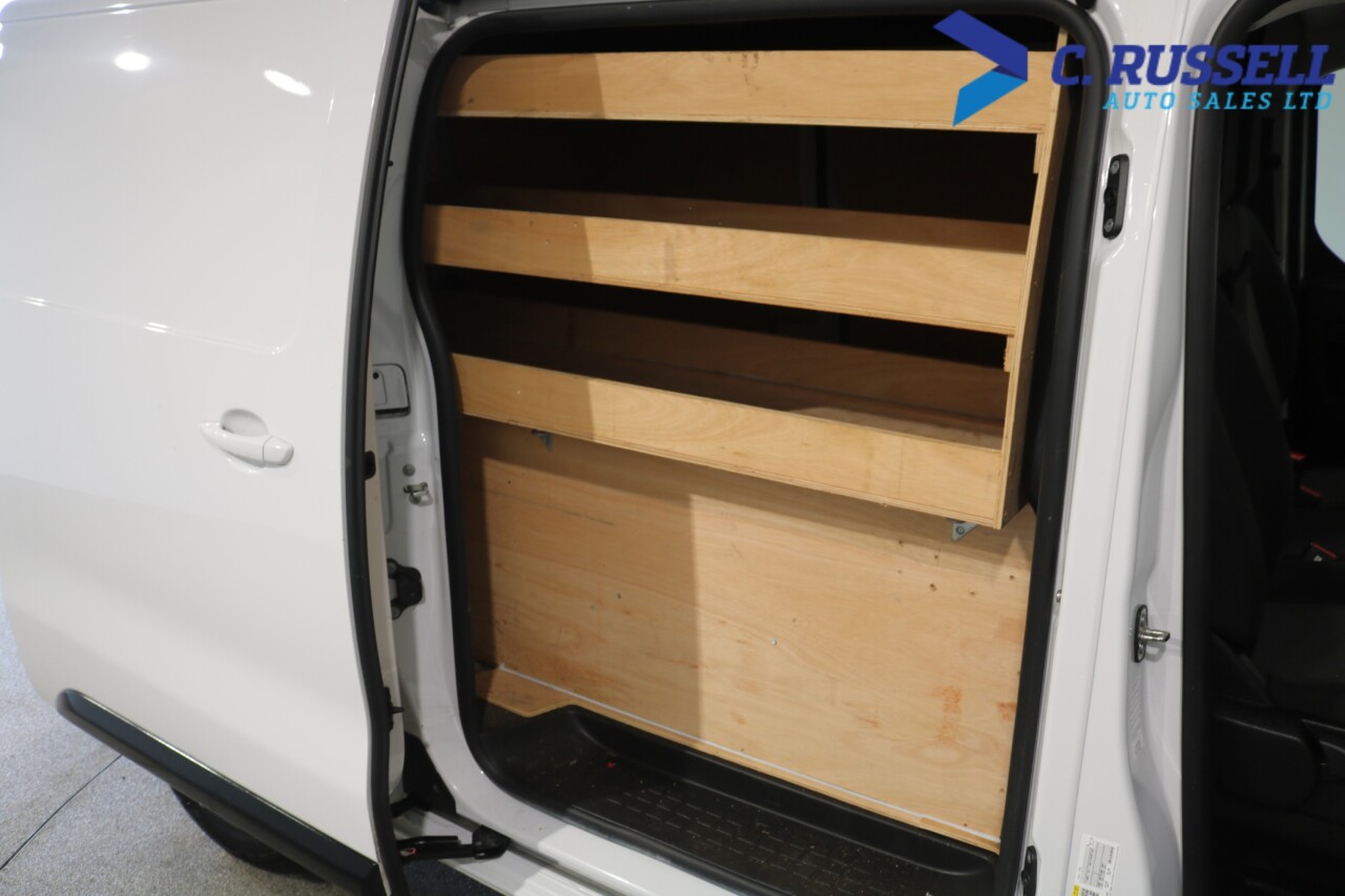 2025 CITROEN DISPATCH 1.5 BlueHDi Driver XL Panel Van 6dr Diesel Manual LWB Euro 6 (s/s) (120 ps) - vehicle photo 26 for sale on PureCar