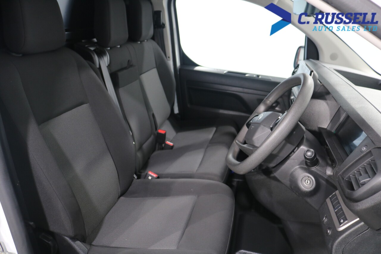 2025 CITROEN DISPATCH 1.5 BlueHDi Driver XL Panel Van 6dr Diesel Manual LWB Euro 6 (s/s) (120 ps) - vehicle photo 30 for sale on PureCar