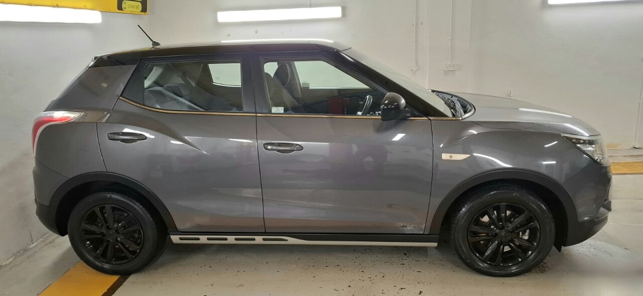 2017 SSANGYONG TIVOLI 1.6 e-XGi SE SUV 5dr Petrol Manual Euro 6 (s/s) (128 ps) - vehicle photo 5 for sale on PureCar