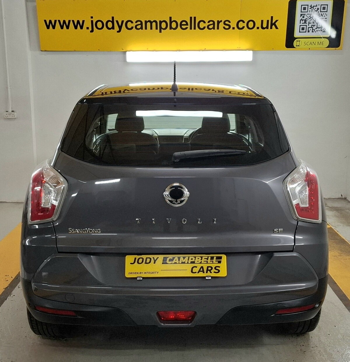 2017 SSANGYONG TIVOLI 1.6 e-XGi SE SUV 5dr Petrol Manual Euro 6 (s/s) (128 ps) - vehicle photo 7 for sale on PureCar