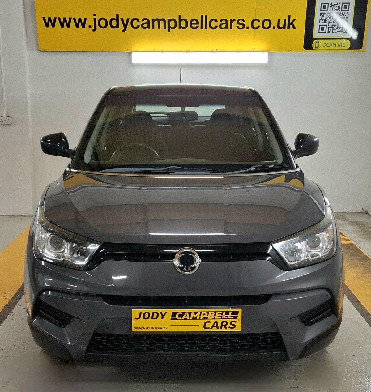 2017 SSANGYONG TIVOLI 1.6 e-XGi SE SUV 5dr Petrol Manual Euro 6 (s/s) (128 ps) - vehicle photo 10 for sale on PureCar