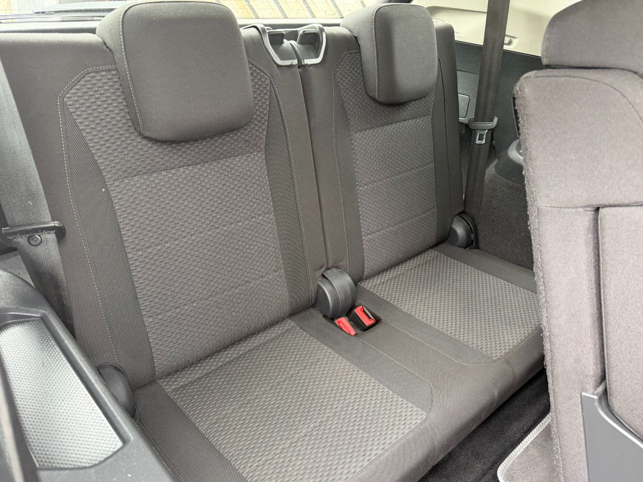 2019 VOLKSWAGEN TIGUAN ALLSPACE 2.0 TDI Match SUV 5dr Diesel Manual Euro 6 (s/s) (150 ps) - vehicle photo 7 for sale on PureCar