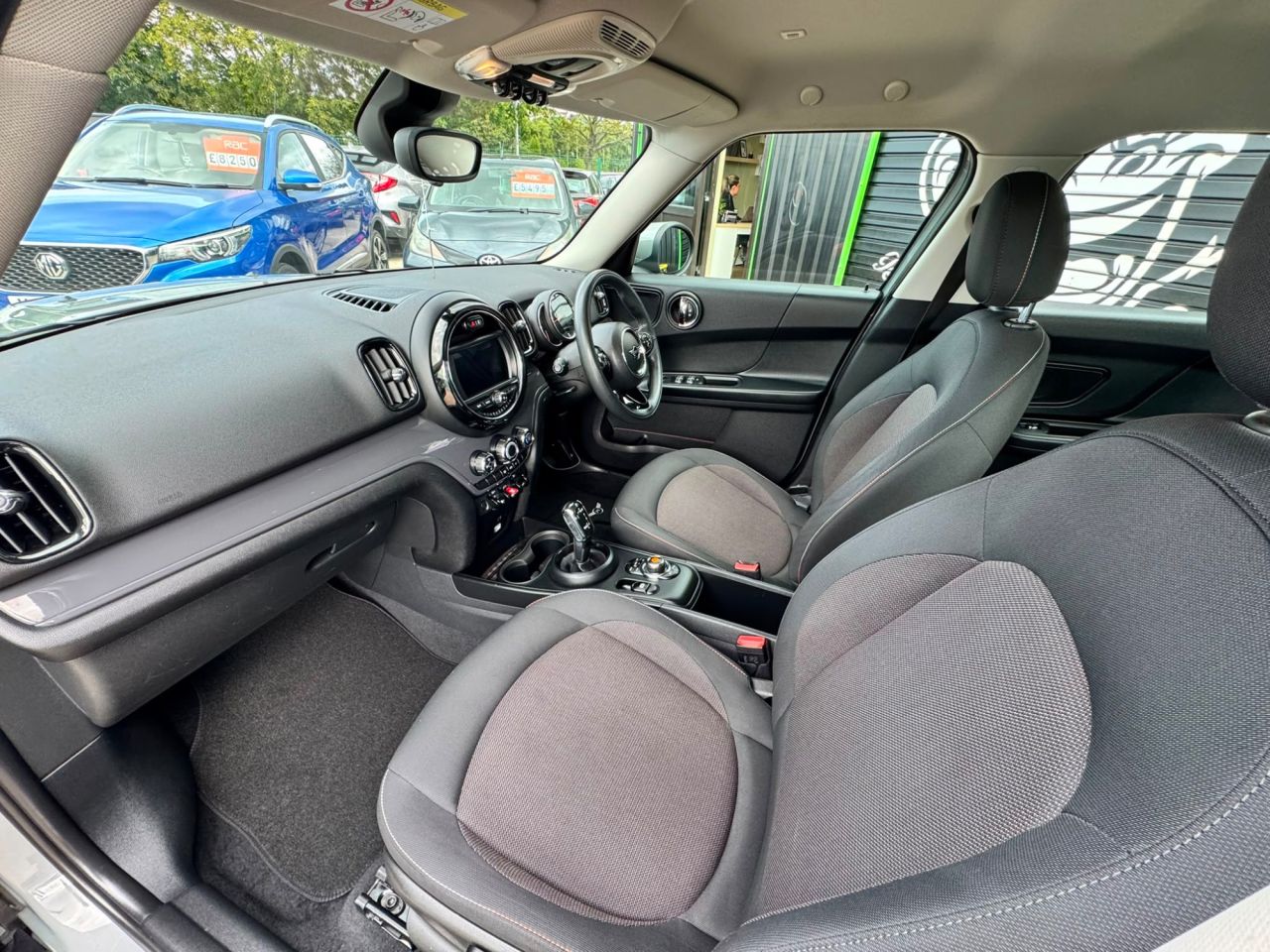 2019 MINI COUNTRYMAN 1.5 Cooper Classic SUV 5dr Petrol Steptronic Euro 6 (s/s) (136 ps) - vehicle photo 11 for sale on PureCar
