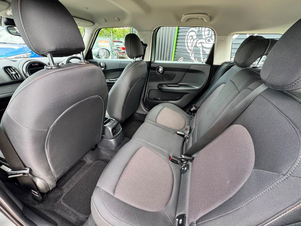 2019 MINI COUNTRYMAN 1.5 Cooper Classic SUV 5dr Petrol Steptronic Euro 6 (s/s) (136 ps) - vehicle photo 12 for sale on PureCar