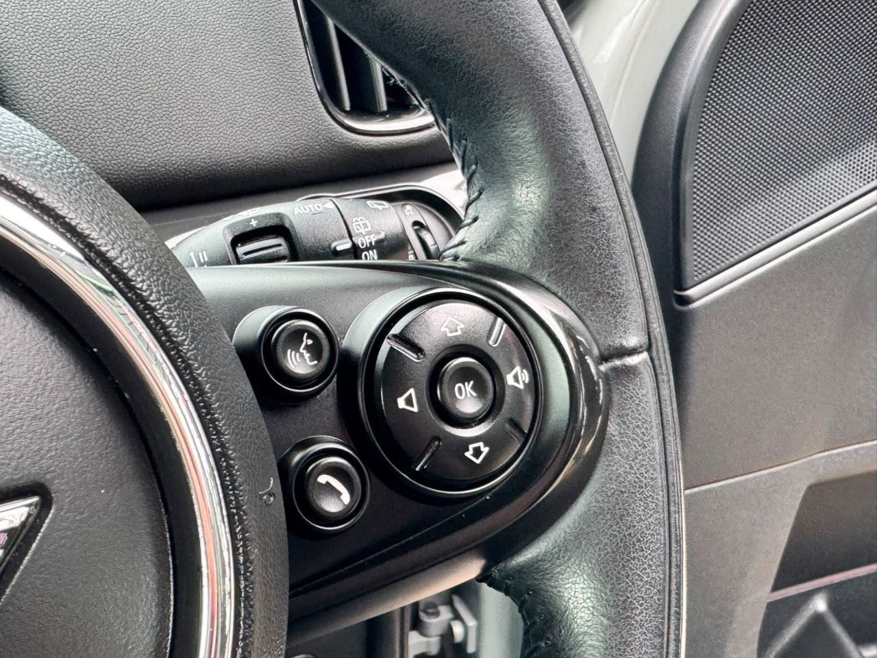 2019 MINI COUNTRYMAN 1.5 Cooper Classic SUV 5dr Petrol Steptronic Euro 6 (s/s) (136 ps) - vehicle photo 20 for sale on PureCar
