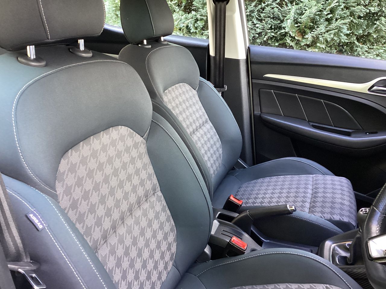 2019 MG ZS 1.5 VTi-TECH Excite SUV 5dr Petrol Manual Euro 6 (s/s) (106 ps) - vehicle photo 16 for sale on PureCar