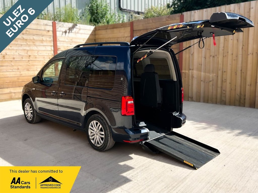 Blue 2018 Volkswagen Caddy Life MPV Front-wheel drive Automatic