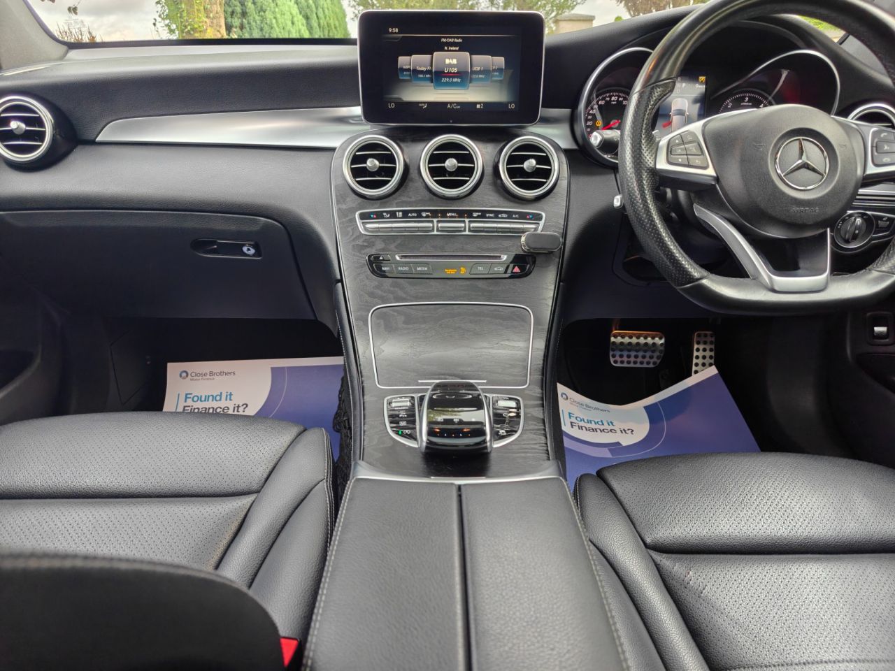 2018 MERCEDES GLC 2.1 GLC220d AMG Line (Premium Plus) SUV 5dr Diesel G-Tronic 4MATIC Euro 6 ( - vehicle photo 10 for sale on PureCar