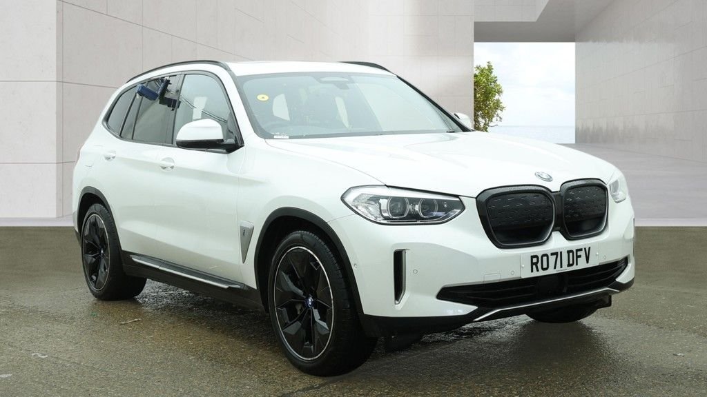 2021 BMW IX3