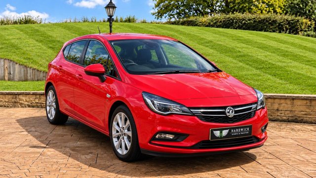 2018 Vauxhall Astra