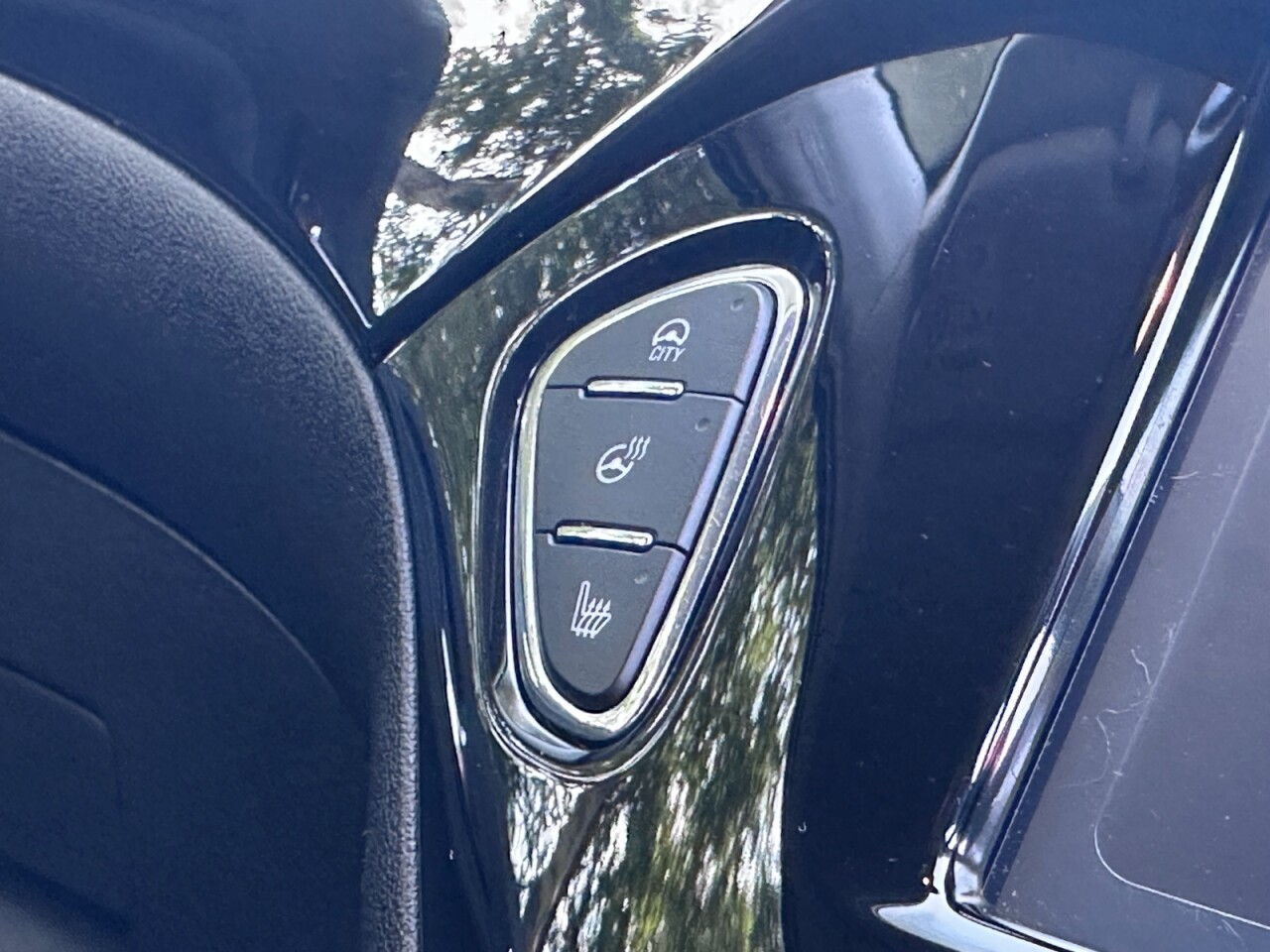 2019 VAUXHALL CORSA 1.4i ecoTEC Griffin Hatchback 5dr Petrol Manual Euro 6 (75 ps) - vehicle photo 12 for sale on PureCar