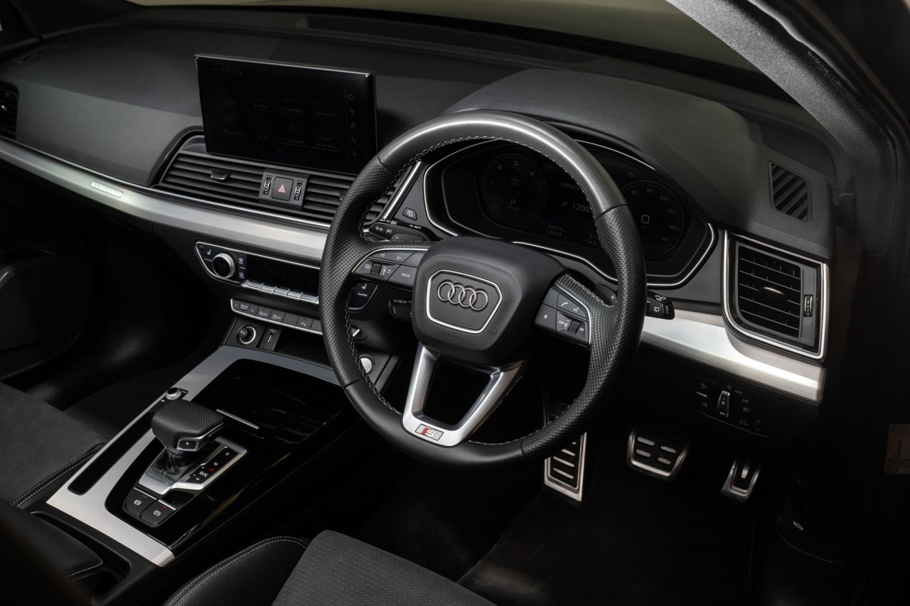 2021 AUDI Q5 S Line - vehicle photo 14 for sale on PureCar