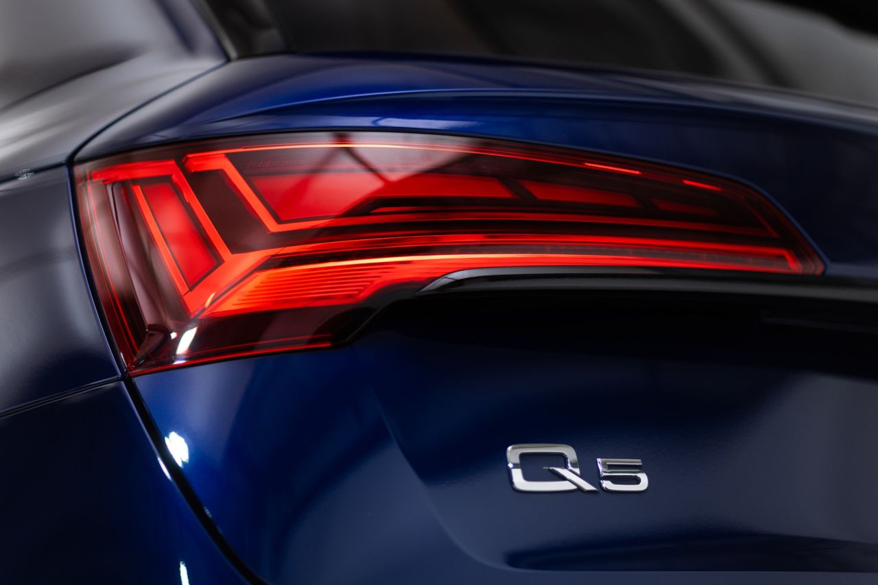 2021 AUDI Q5 S Line - vehicle photo 43 for sale on PureCar