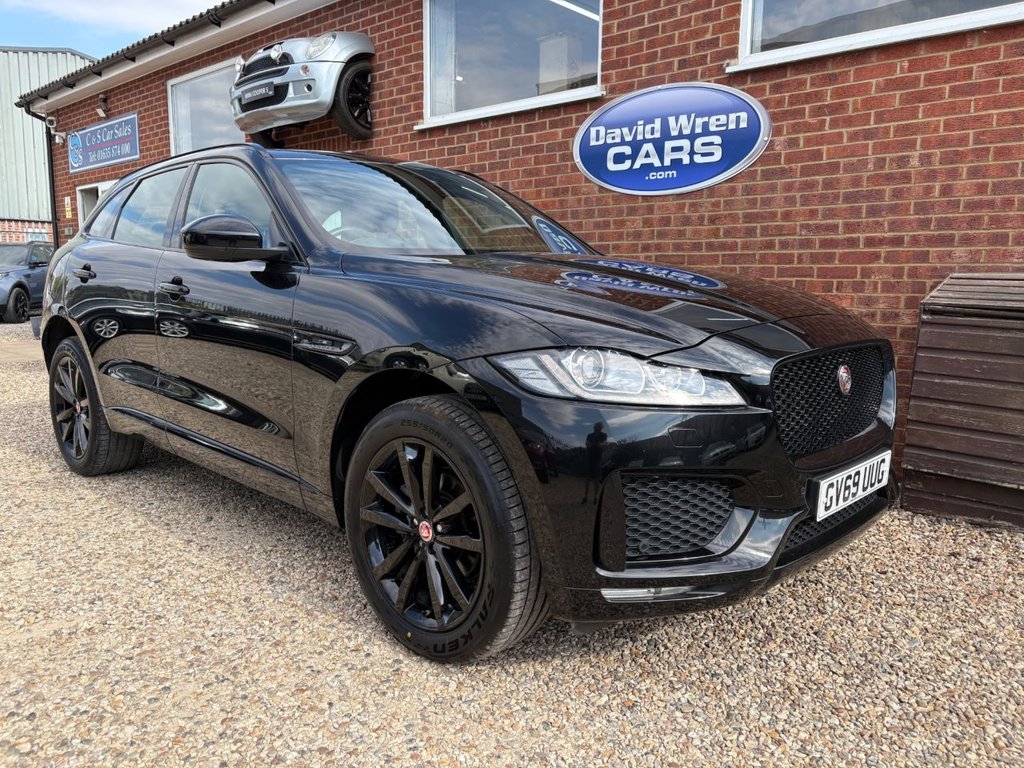 Jaguar F-Pace