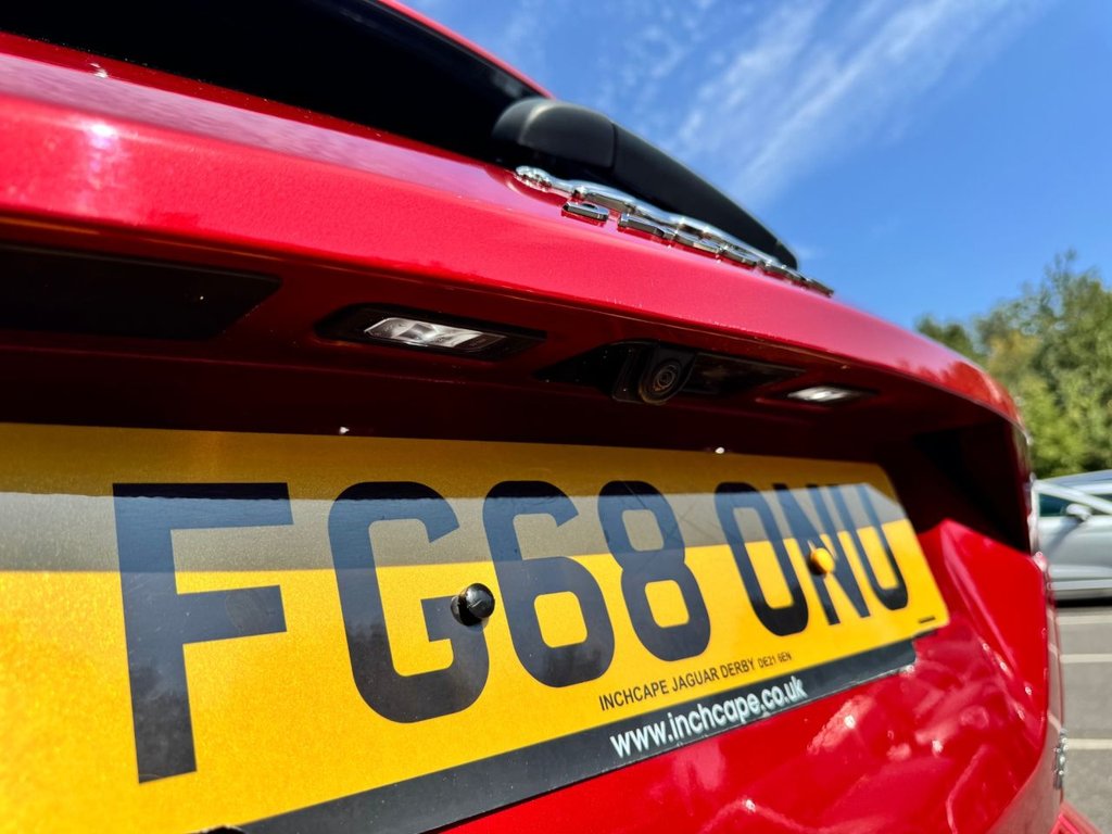 2018 Jaguar E-PACE — image 12