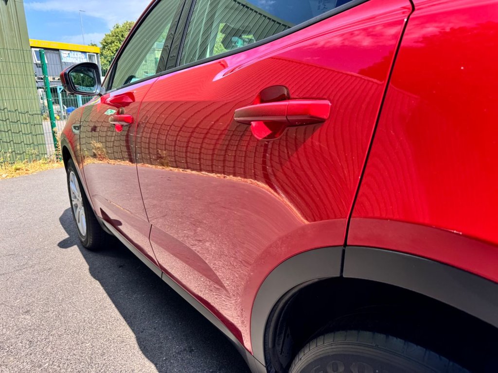 2018 Jaguar E-PACE — image 14