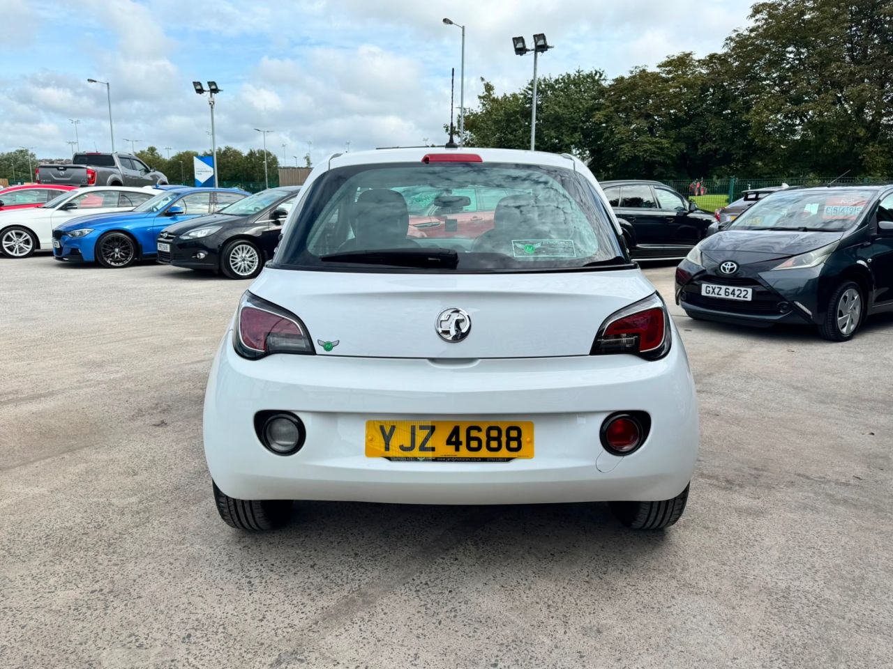 2016 VAUXHALL ADAM 1.2i JAM Hatchback 3dr Petrol Manual Euro 6 (70 ps) - vehicle photo 4 for sale on PureCar