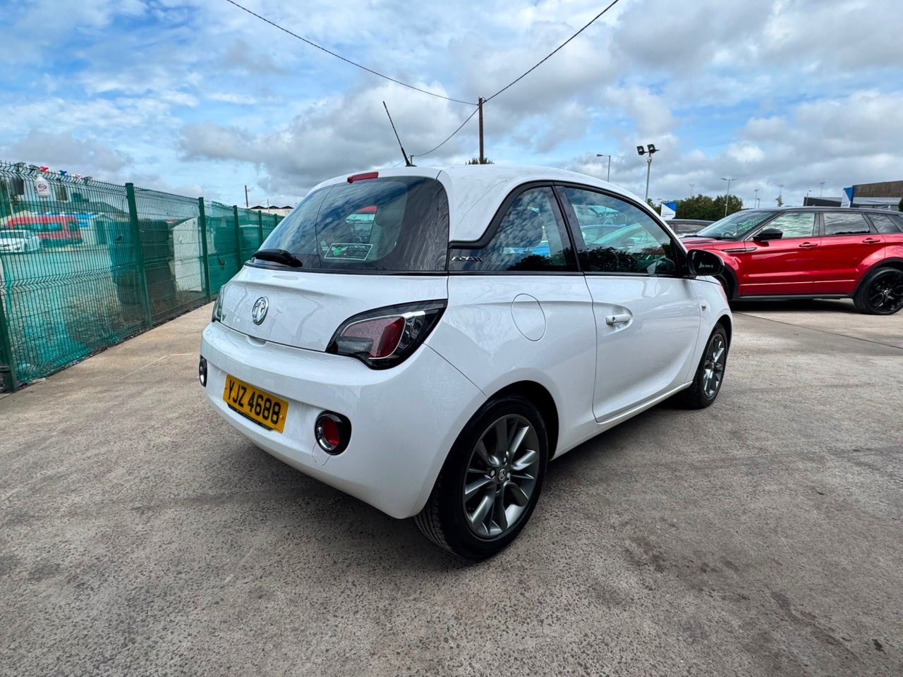2016 VAUXHALL ADAM 1.2i JAM Hatchback 3dr Petrol Manual Euro 6 (70 ps) - vehicle photo 5 for sale on PureCar