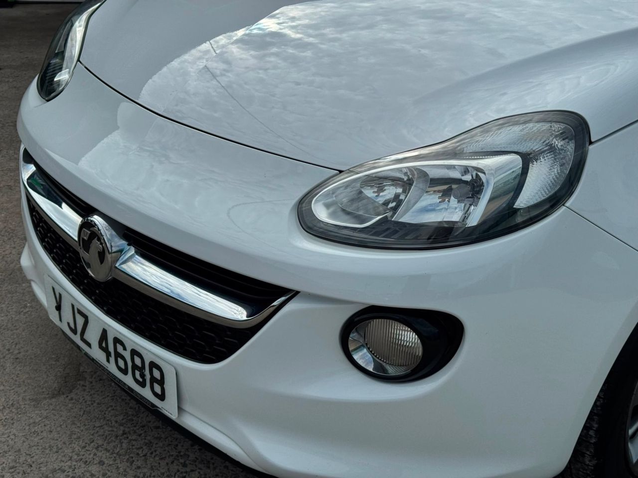 2016 VAUXHALL ADAM 1.2i JAM Hatchback 3dr Petrol Manual Euro 6 (70 ps) - vehicle photo 9 for sale on PureCar