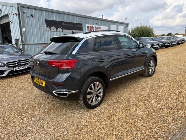 2018 Volkswagen T-Roc — image 3