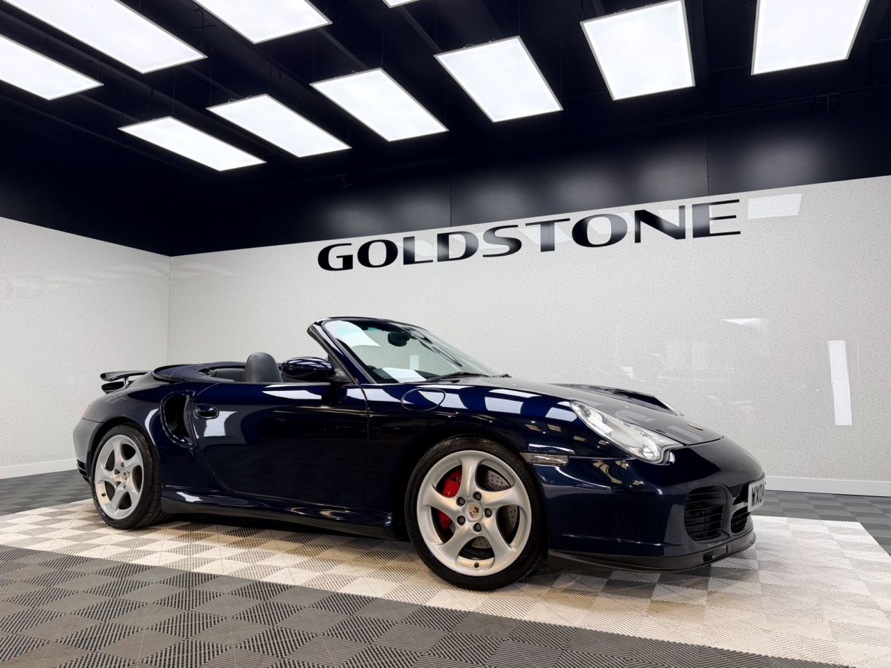 Porsche 911 2004