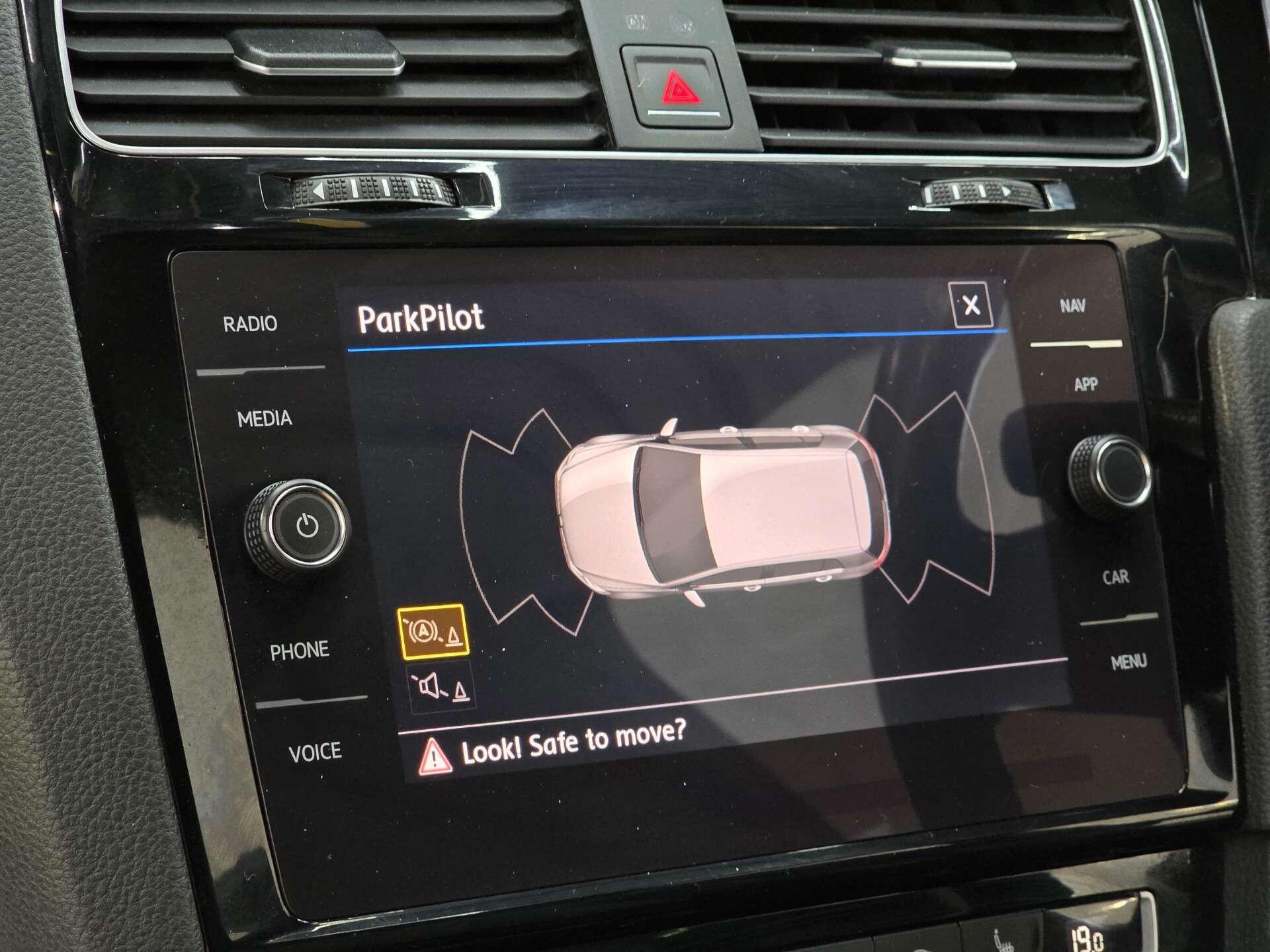 2018 18 VOLKSWAGEN GOLF