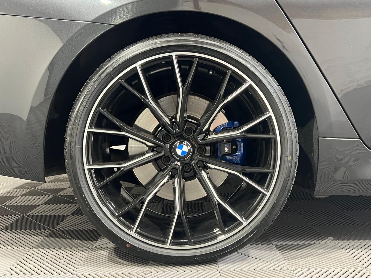 2022 BMW 5 SERIES 3.0 530d MHT M Sport Saloon 4dr Diesel Hybrid Steptronic xDrive Euro 6 (s/s - vehicle photo 15 for sale on PureCar