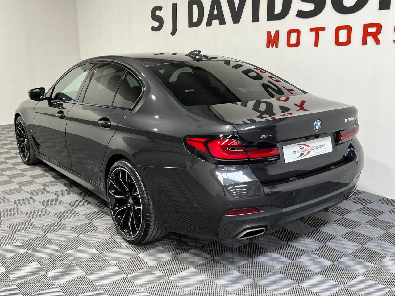 2022 BMW 5 SERIES 3.0 530d MHT M Sport Saloon 4dr Diesel Hybrid Steptronic xDrive Euro 6 (s/s - vehicle photo 2 for sale on PureCar