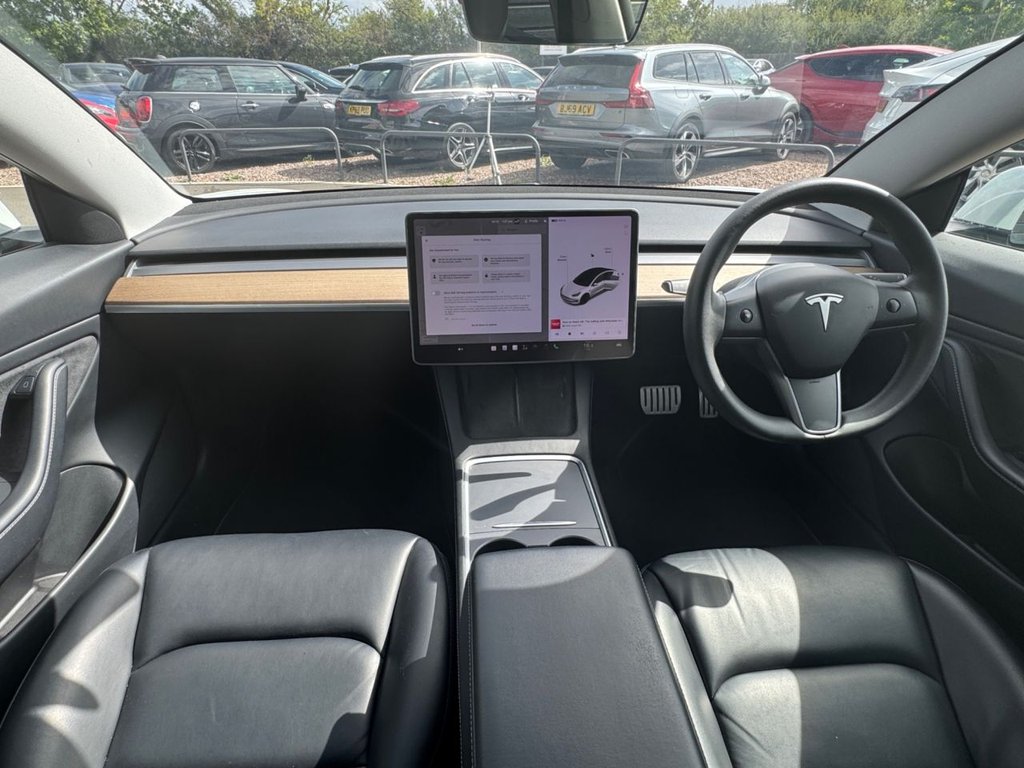 2020 Tesla Model 3 — image 5