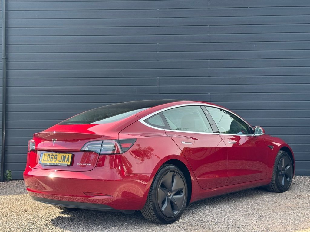 2019 Tesla Model 3 — image 6