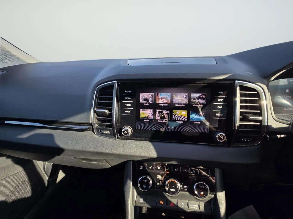 2023 Skoda Karoq — image 6