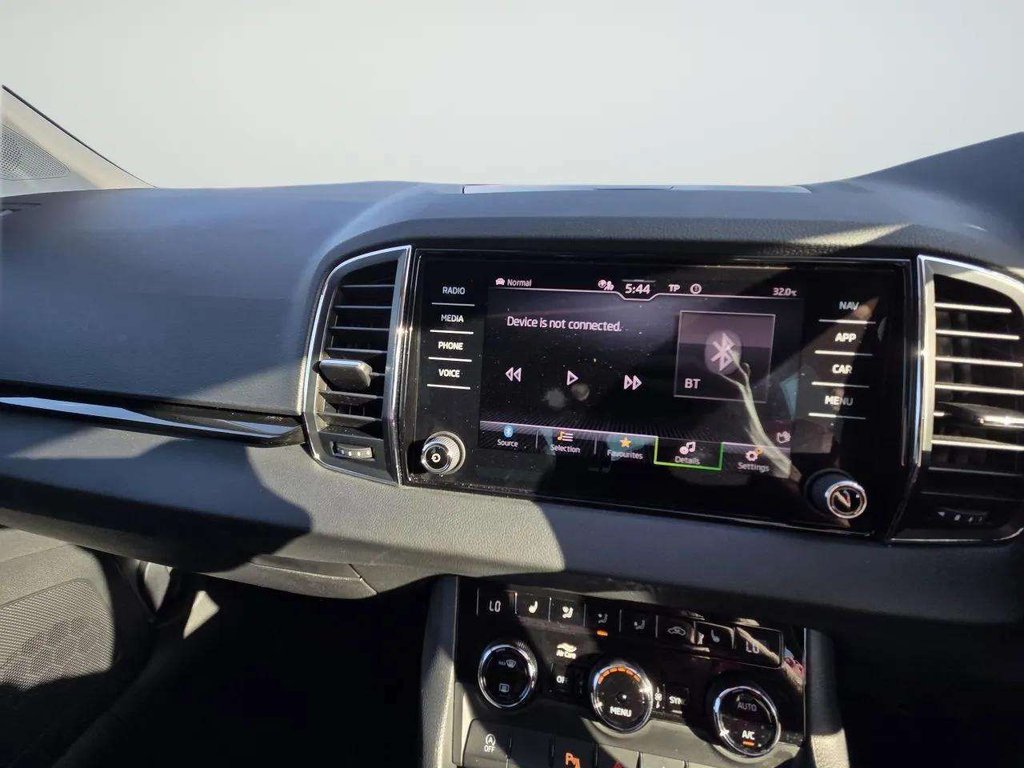 2023 Skoda Karoq — image 9