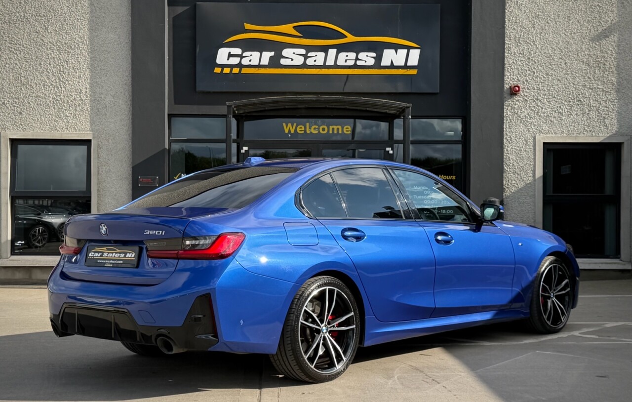 2024 BMW 3 SERIES 2.0 320i M Sport Saloon 4dr Petrol Auto Euro 6 (s/s) (184 ps) - vehicle photo 4 for sale on PureCar