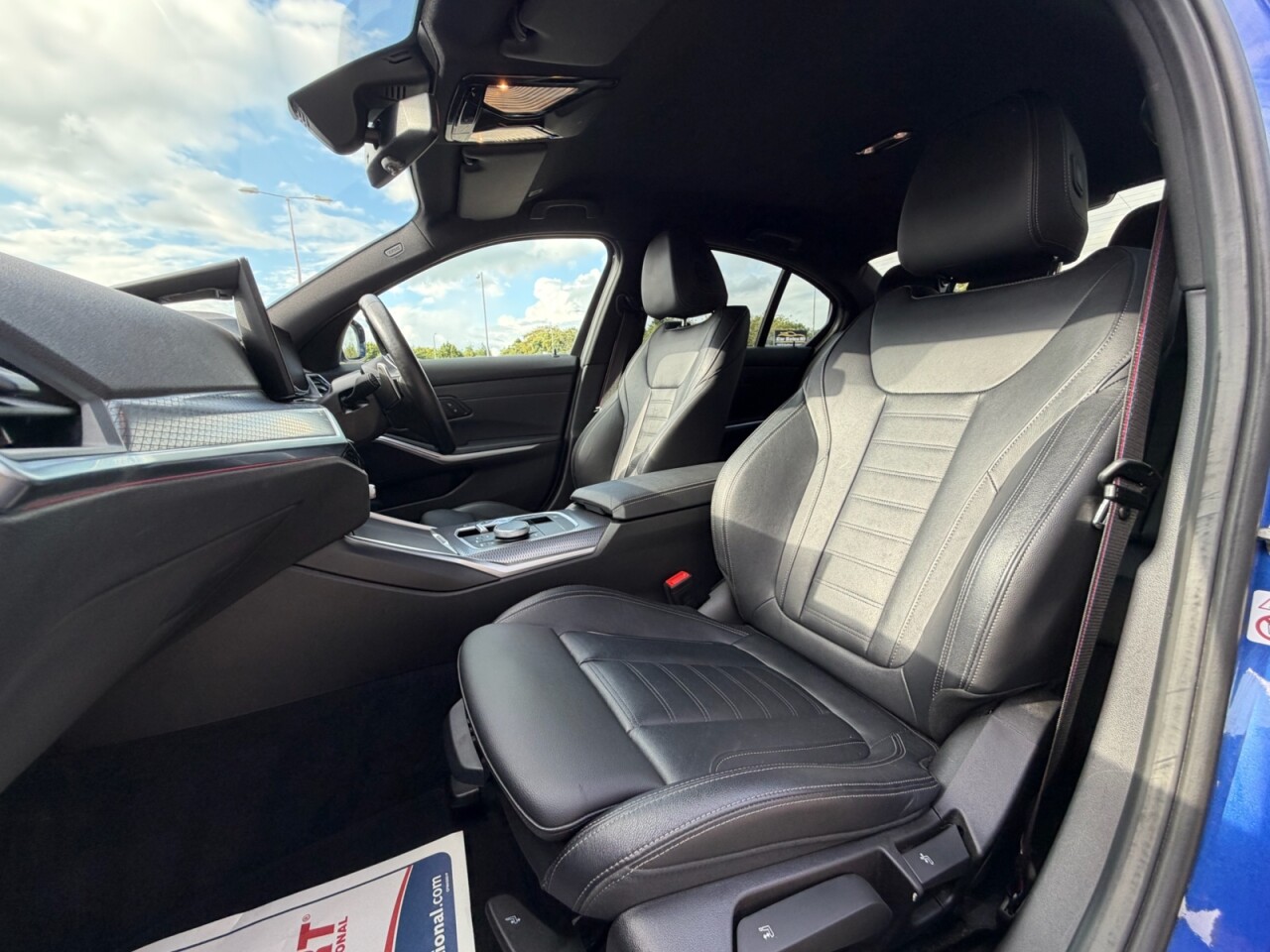 2024 BMW 3 SERIES 2.0 320i M Sport Saloon 4dr Petrol Auto Euro 6 (s/s) (184 ps) - vehicle photo 9 for sale on PureCar