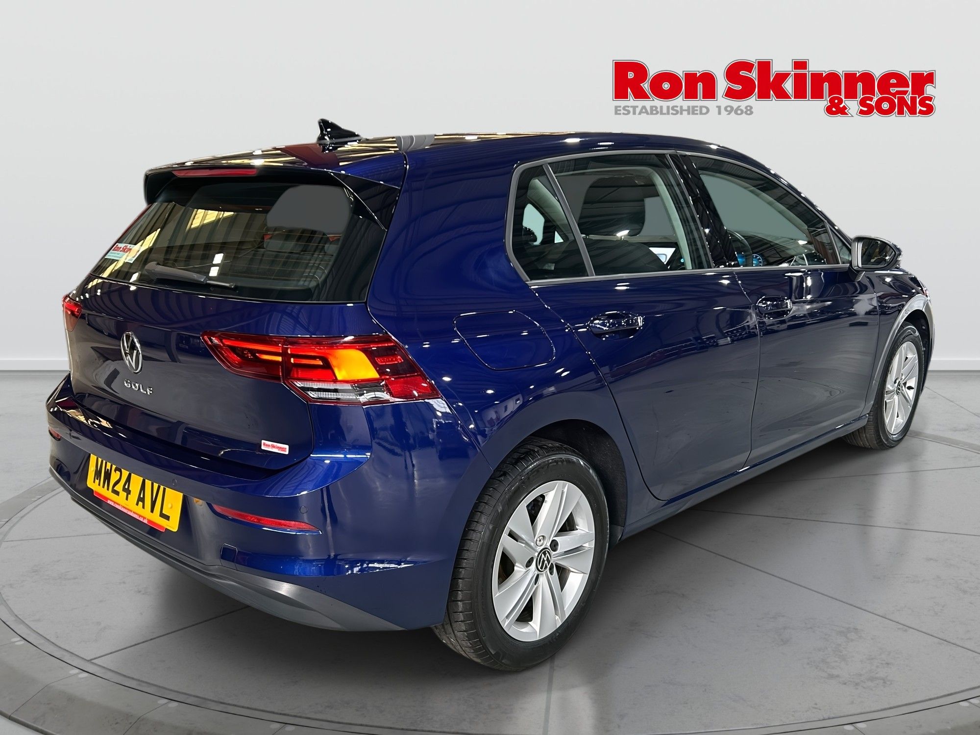 2024 Volkswagen Golf — image 4