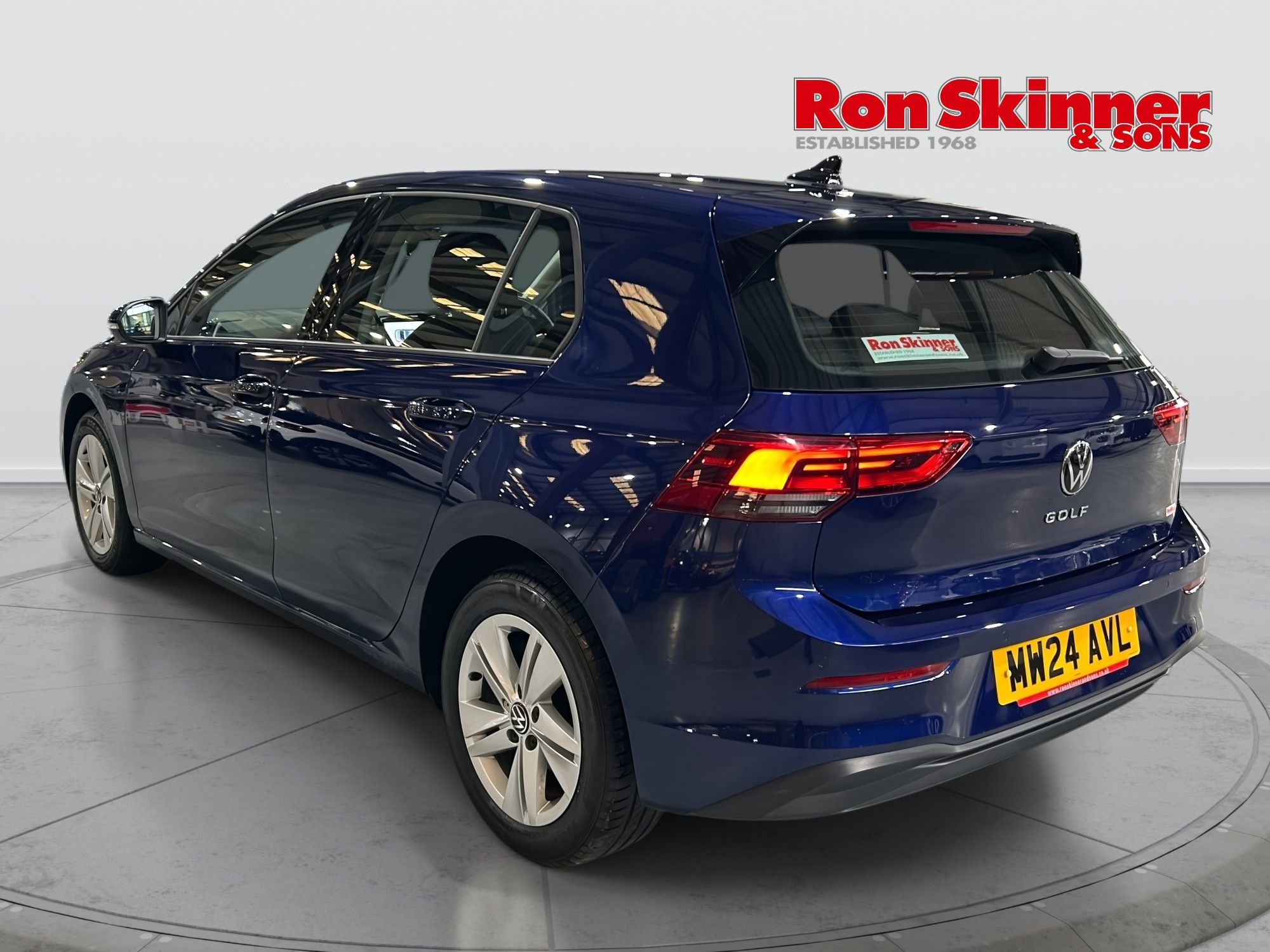 2024 Volkswagen Golf — image 3