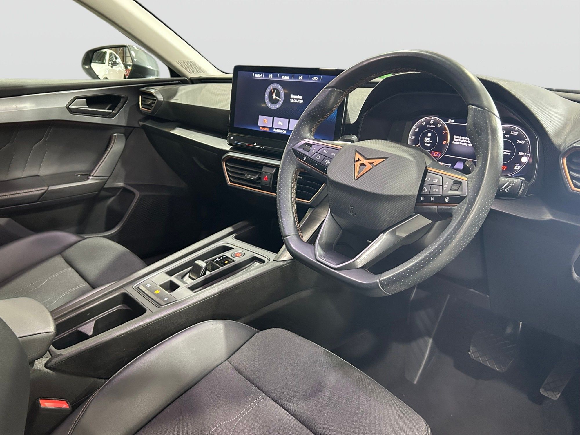 2024 Cupra Leon — image 4