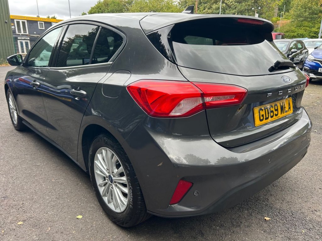 2020 Ford Focus — image 7