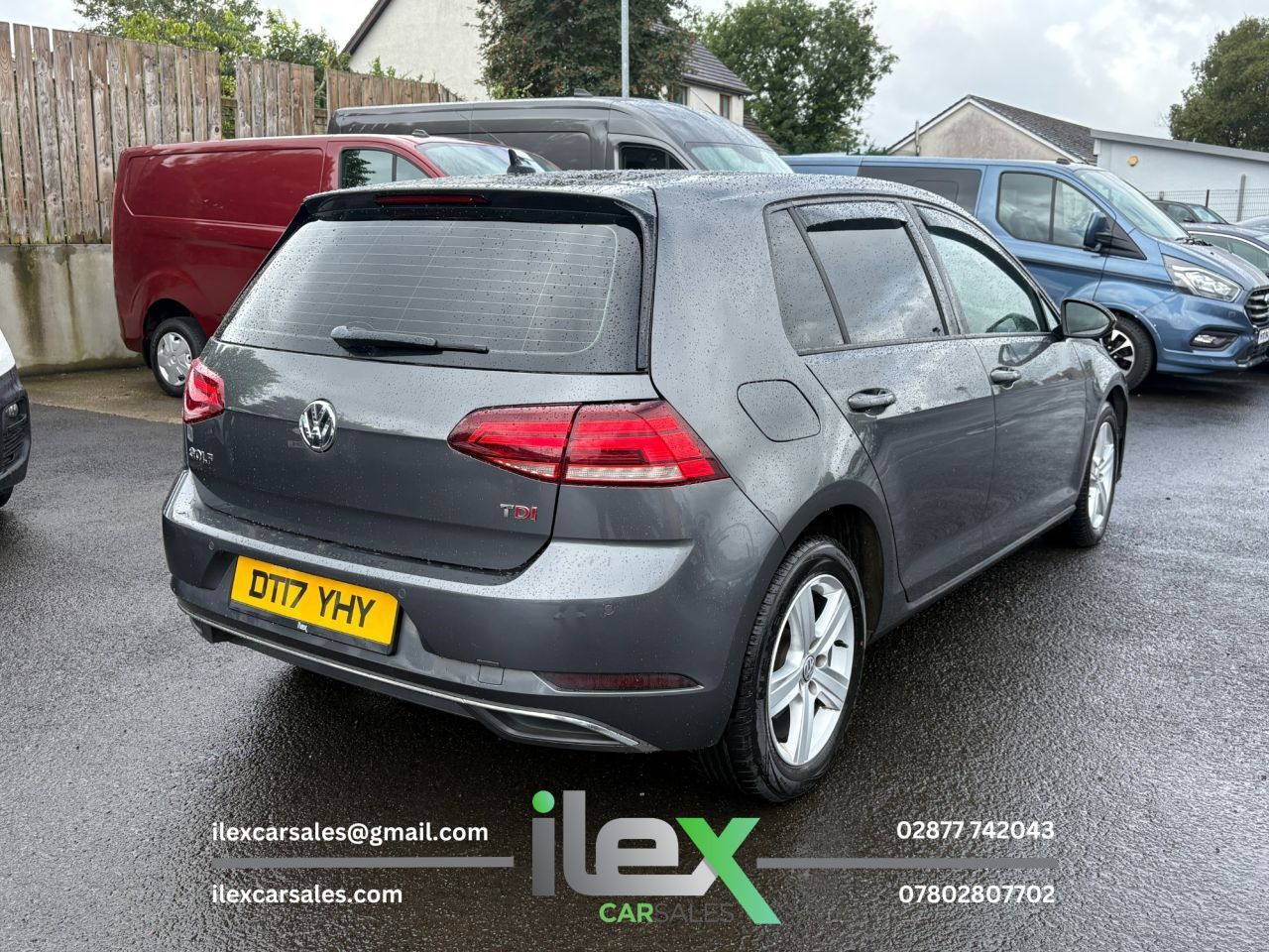 2017 VOLKSWAGEN GOLF 1.6 TDI BlueMotion Tech SE Nav Hatchback 5dr Diesel Manual Euro 6 (s/s) (11 - vehicle photo 5 for sale on PureCar