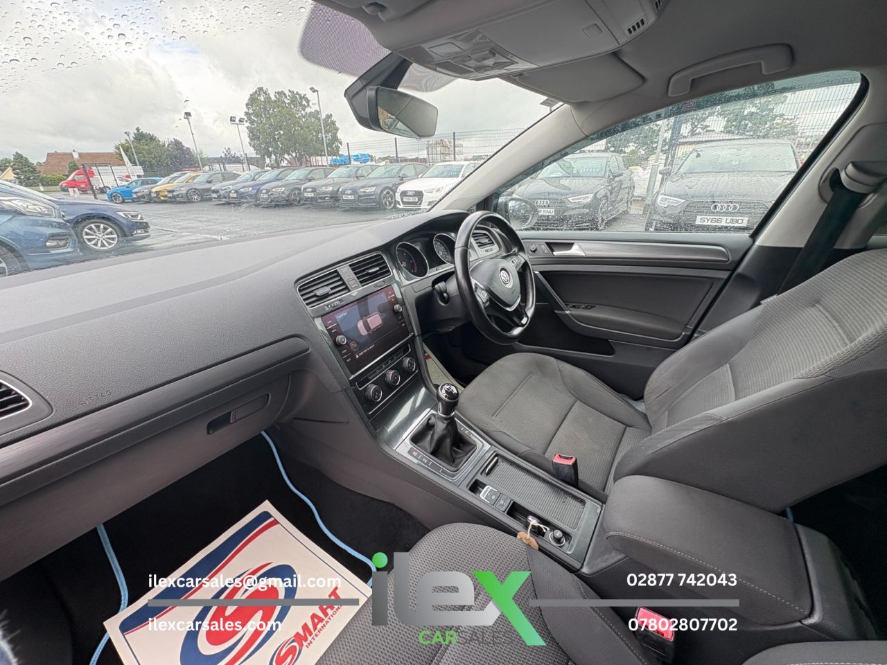 2017 VOLKSWAGEN GOLF 1.6 TDI BlueMotion Tech SE Nav Hatchback 5dr Diesel Manual Euro 6 (s/s) (11 - vehicle photo 9 for sale on PureCar