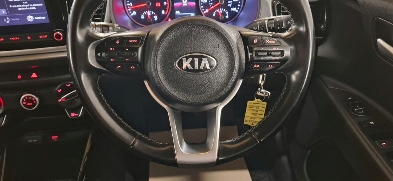 2021 KIA RIO 1.2 Hatchback 5dr Petrol Manual Euro 6 (s/s) (83 bhp) - vehicle photo 13 for sale on PureCar