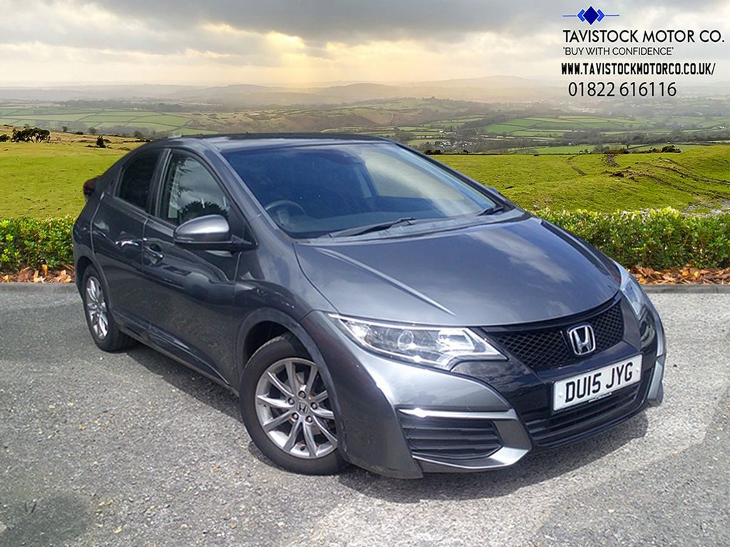 Grey 2015 Honda Civic Hatchback Front-wheel drive Manual