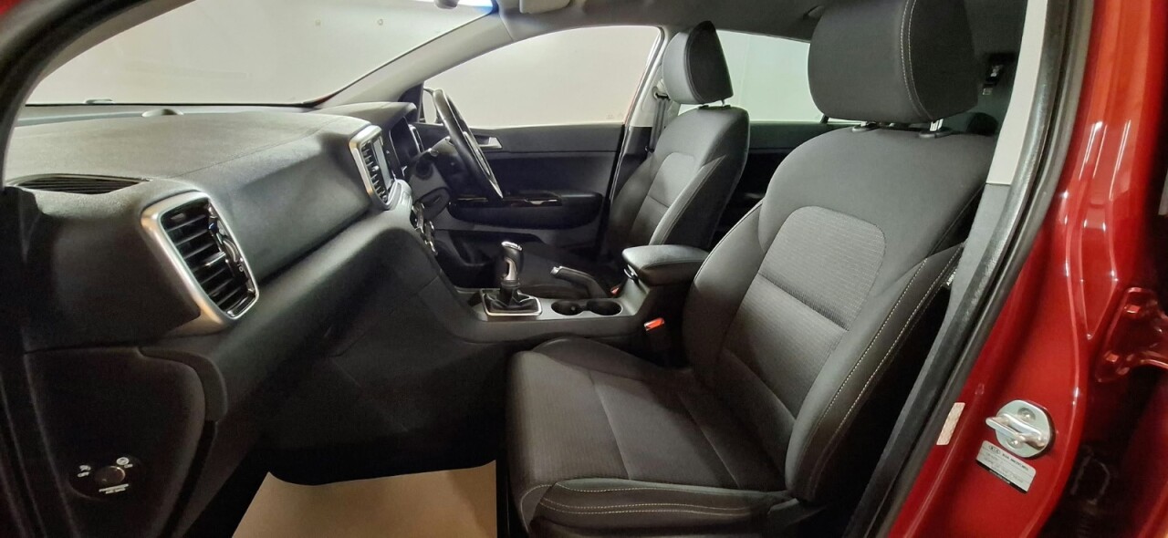 2019 KIA SPORTAGE 1.6 GDi 2 SUV 5dr Petrol Manual Euro 6 (s/s) (130 bhp) - vehicle photo 29 for sale on PureCar